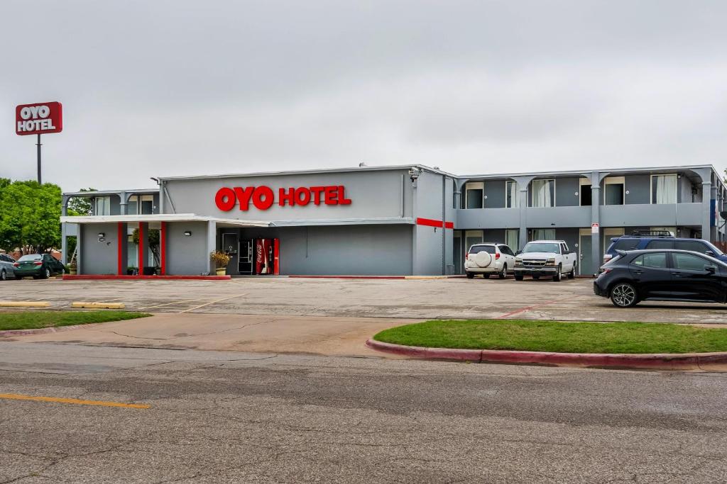 OYO Hotel Wichita Falls - Downtown Main image 1